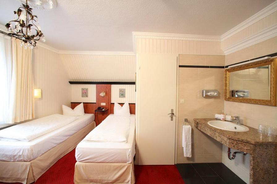 Dreibettzimmer